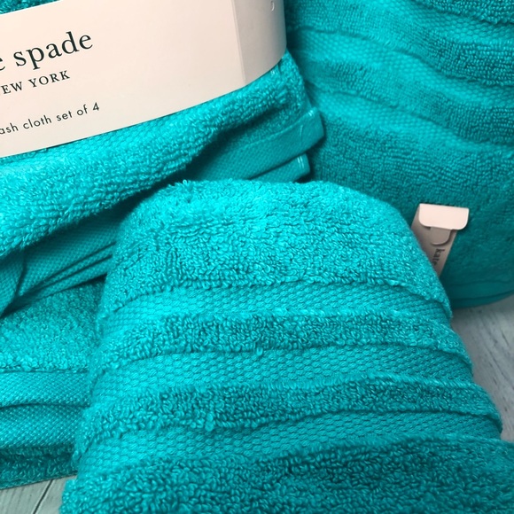 🛍🛍SOLD Kate spade ♠️ bath towel set - Picture 3 of 4